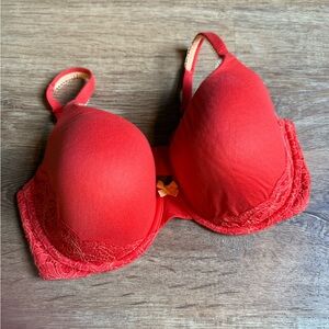 Victoria’s Secret Red Lace Bra 34DD – Body by Victoria